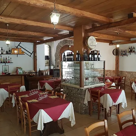 לינה וארוחת בוקר Antica Trattoria סן ג'יואבאני רוטונדו