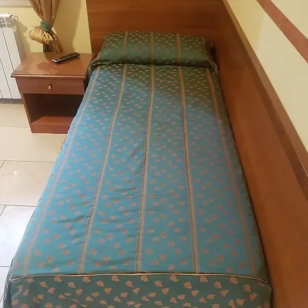 Antica Trattoria לינה וארוחת בוקר 3*